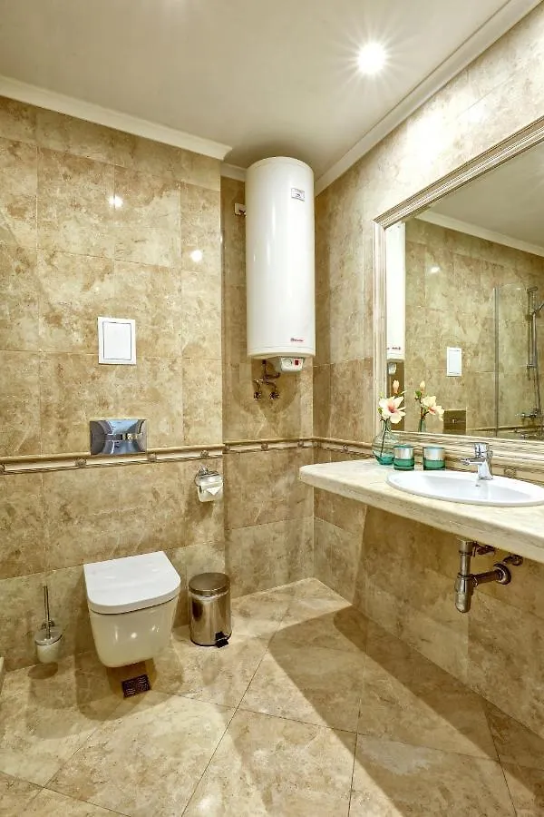 Luxury Center Apartments In Grand Karavel Warna